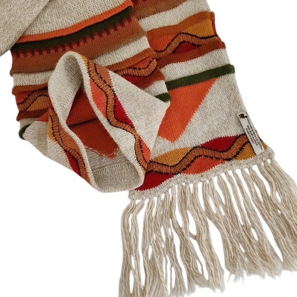 PERUVIAN ALPACA COLLECTION Made in Peru 2-in-1 Scarf Hat Unisex fringes - Picture 5 of 12